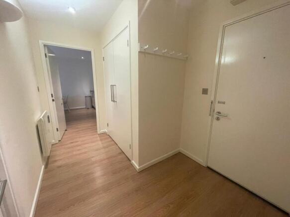 1 bed Flat to rent Image 5