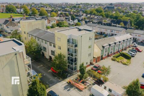 Pearse Close, Penarth, CF64