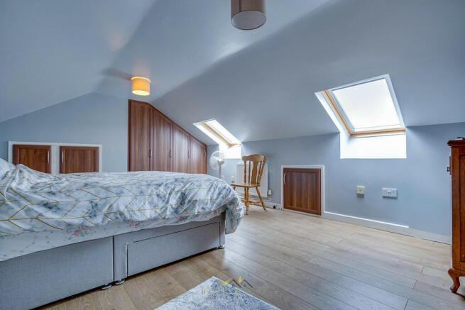 Bedroom 2.2