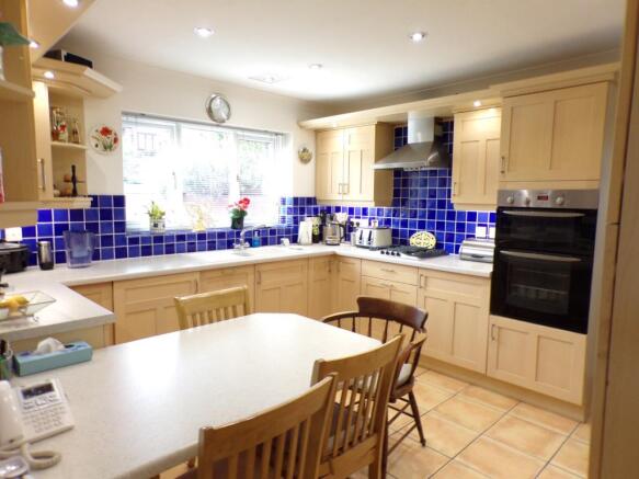 Kitchen/breakfast ro