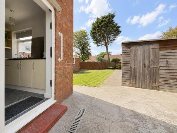 3 bed Semi-Detached for sale Image 10
