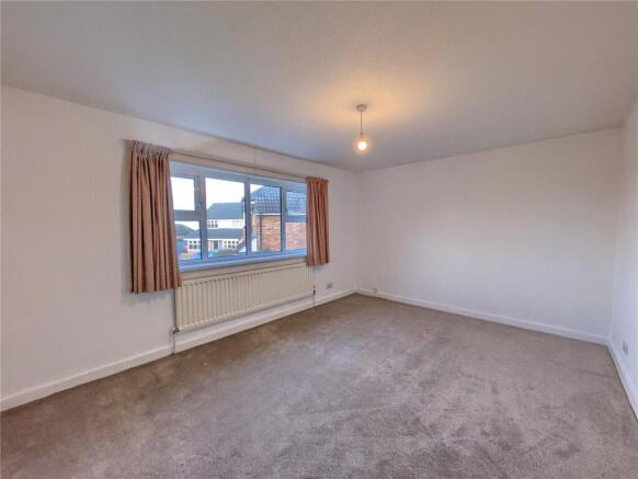 4 bed Detached to rent Image 9