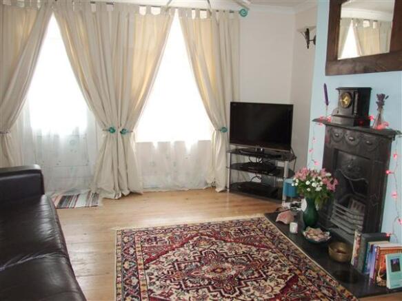 SITTING ROOM