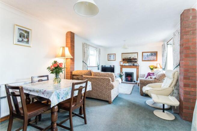 Living/Dining Room