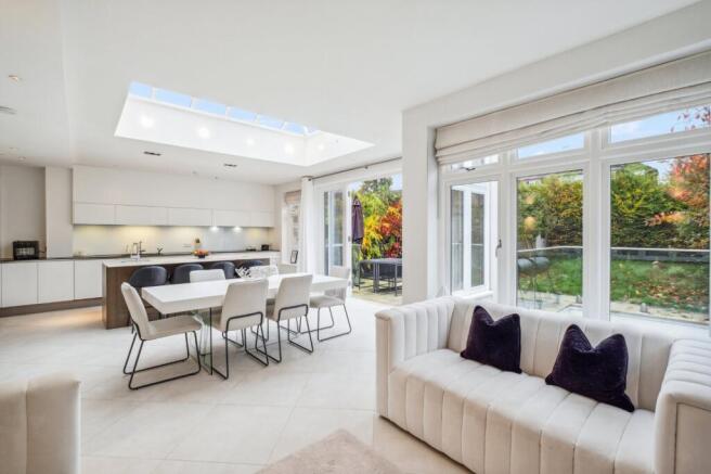 Kitchen/Dining