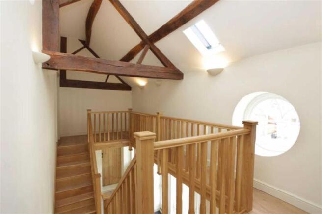 GALLERIED LANDING