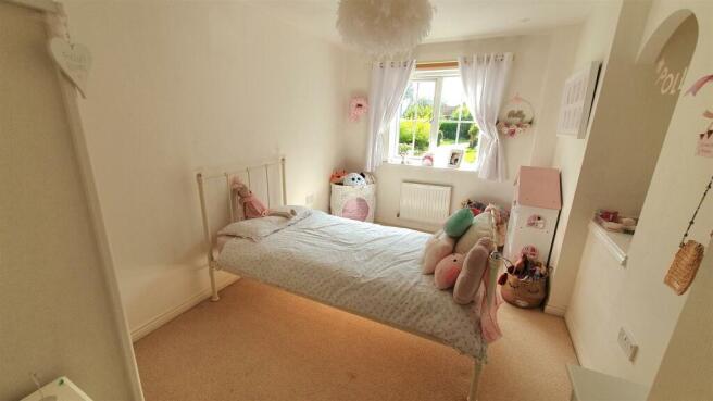 9. Bed 4.jpg
