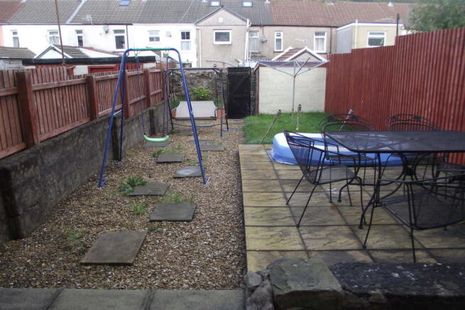 Photo 8