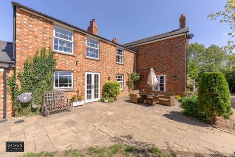 Bedford Road, Gt Barford