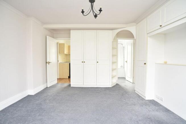 2 bed Flat to rent Image 9