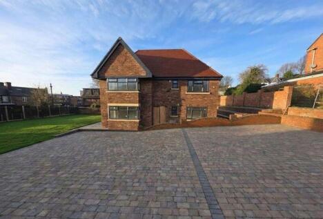 Hollies Drive, Wednesbury, WS10