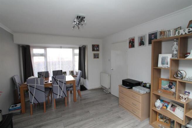 Dining Room.JPG