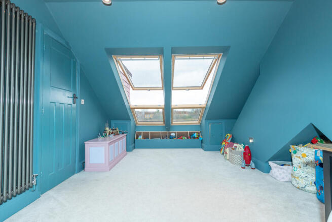 166 Eastfield Road -24