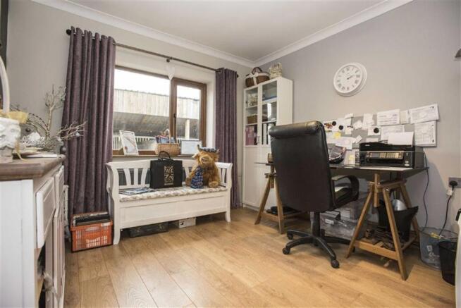 Study ( or 4th Bedroom )