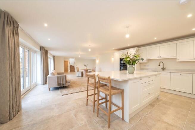 Kitchen/Reception