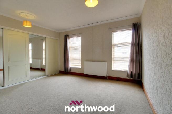 2 bed Terraced to rent Image 5