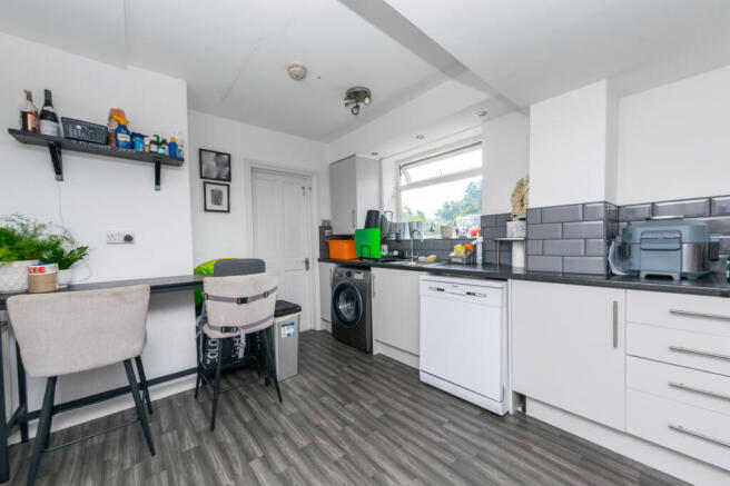 2 bed Semi-Detached for sale Image 12