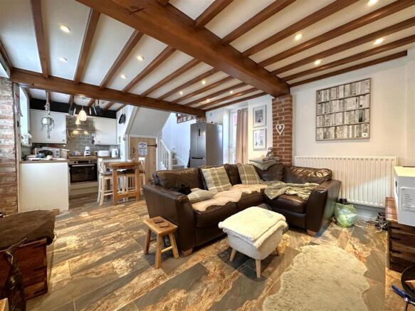 Open-Plan Living Space 855