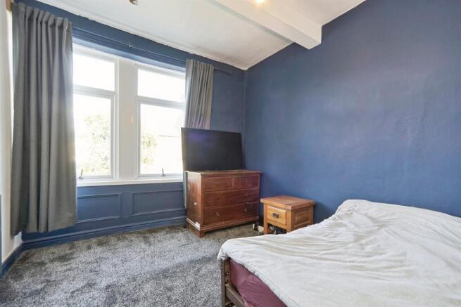 3 bed Terraced for sale Image 9