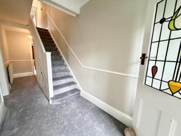 4 bed Terraced for sale Image 2
