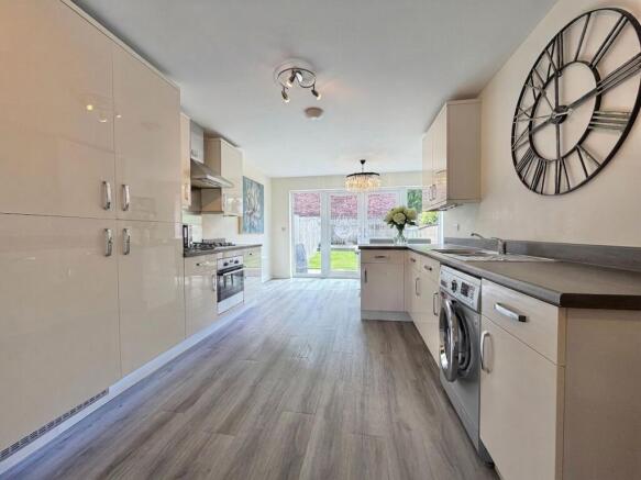 Family Dining Kitchen