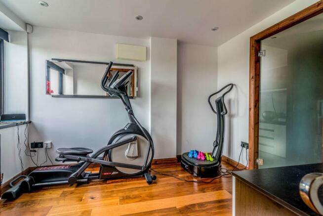 Bedroom 5