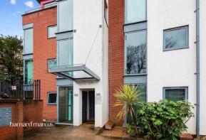 Flat 1, 2 Allon Court, Eaton Road, Sutton SM2 5DN