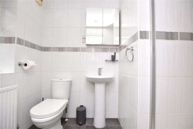 4 bed Detached for sale Image 12