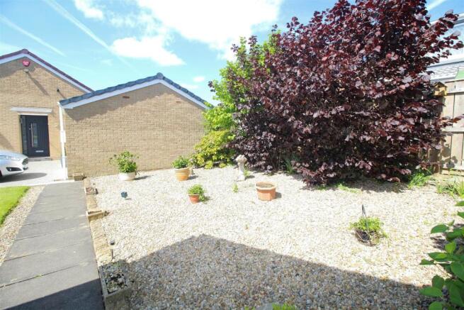 Front/Side Garden