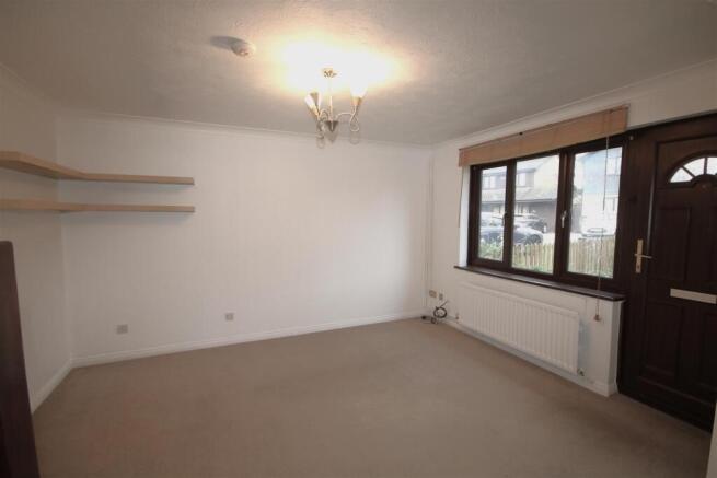 Living Room A.JPG