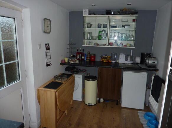 Photo 4
