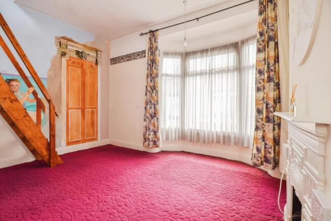 3 bed Terraced for sale Image 10