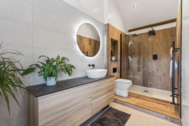 Ensuite