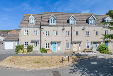 Pear Tree Avenue, Long Ashton