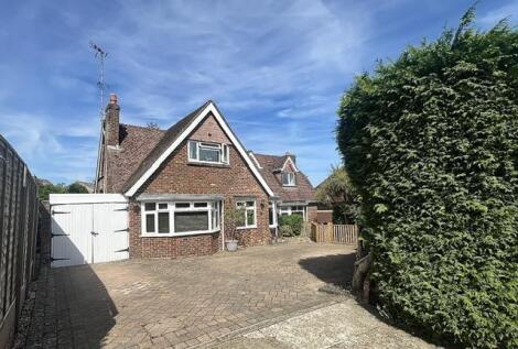 Maxwell Road, Arundel