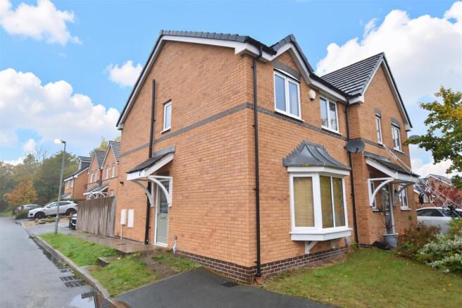 3-bed semi-detached on Celtic Road, Summerhill, Wrexham, £200,000