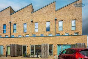 140, Lescar Road, Waverley, Rotherham S60 8DB