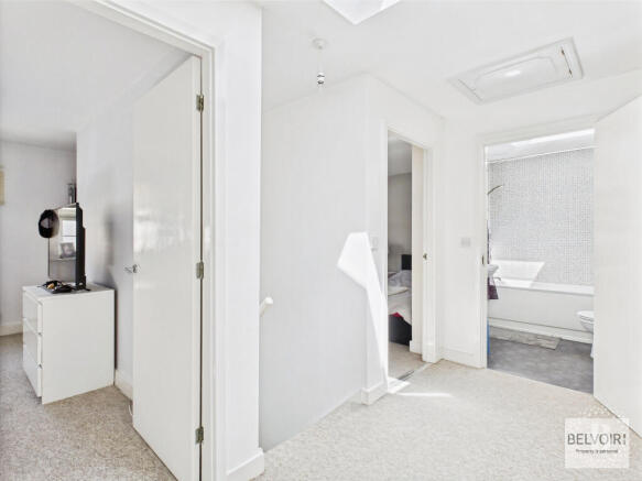 1 bed Flat for sale Image 8