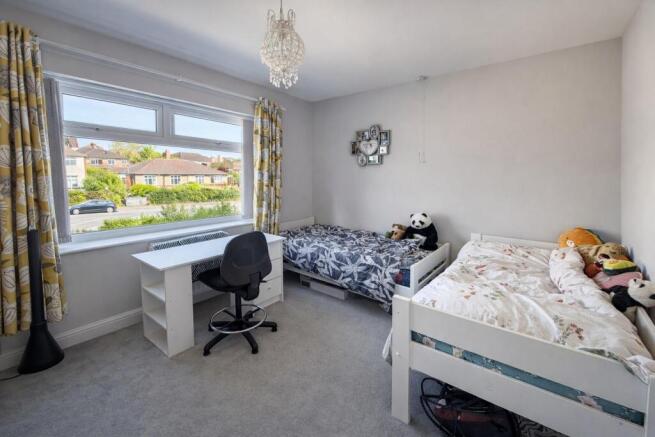 4 bed Semi-Detached for sale Image 11