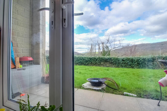 2 bed Apartment for sale Image 4