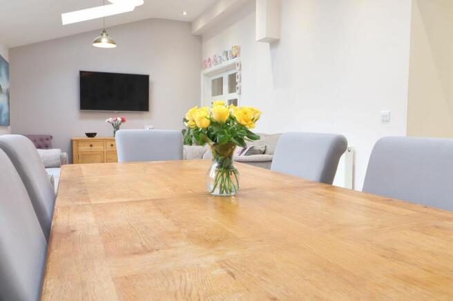 DINING/SITTING/GARDEN ROOM