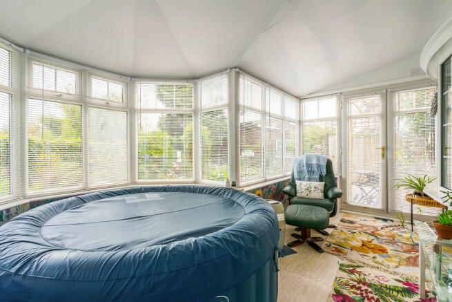 68779_Rosedene Sw...