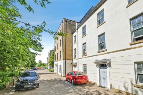 Clickers Drive, Northampton, Northamptonshire, NN5