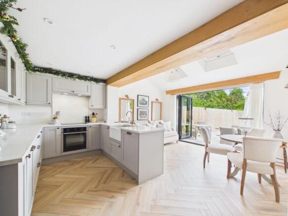KITHCEN/ LIVING/ DINING