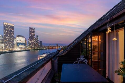 Canada Wharf,
255 Rotherhithe Street, SE16