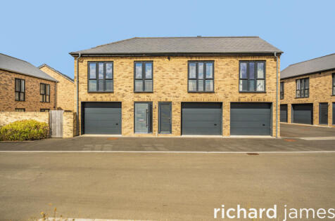 Collins Road, Swindon, SN3