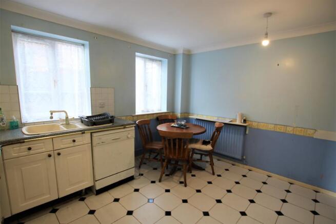 Kitchen - breakfast room