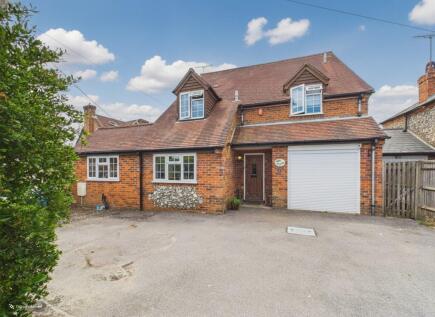 Main Road, Naphill, High Wycombe, Buckinghamshire,