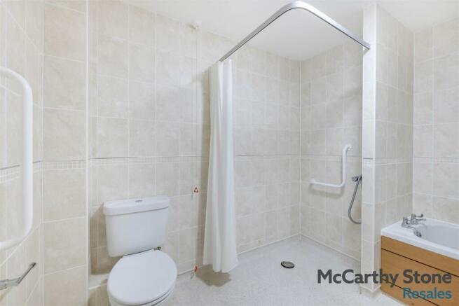 1 bed Apartment for sale Image 11