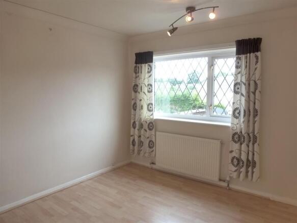 BEDROOM 2 (REAR)